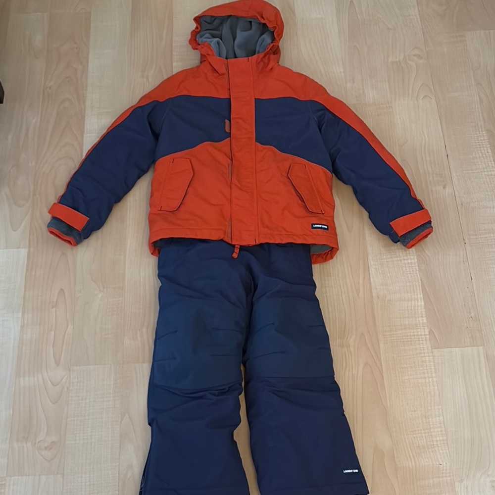 Lands’ End kids snow jacket and bib - Picture 6 of 8